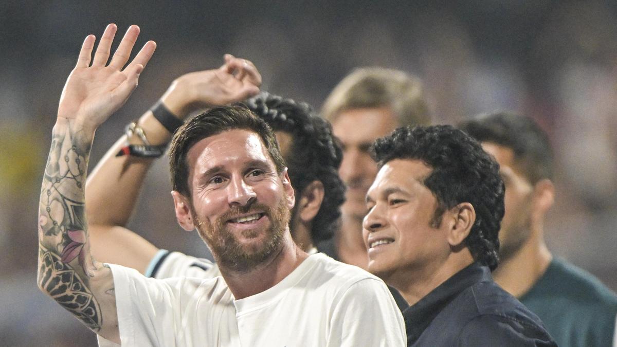 Messi, Tendulkar, Chhetri make it a super Sunday at Wankhede