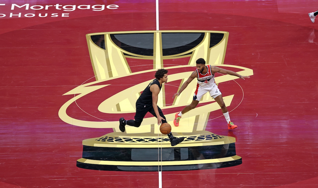 Cavs assistant had to convince Kenny Atkinson to play crucial role player in comeback win